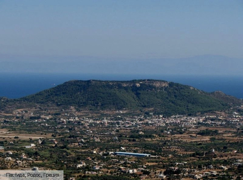 Петалудес
