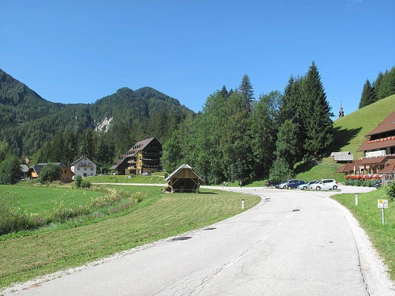 Згорнье Жезерско