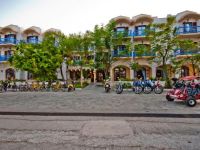  Theodorou Beach Hotel