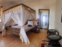  Arabian Nights Suites