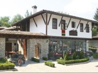  Guest Rooms Cheshmata