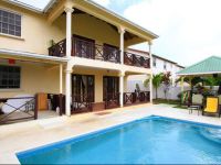  Apart - Hibiscus Suite