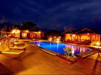  Shwe Inn Tha Floating Resort