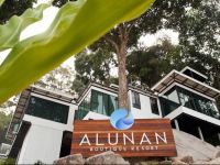  Alunan Resort