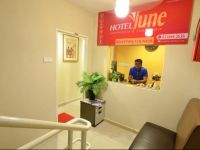  Hotel June