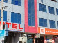  Hotel Dev Plaza