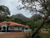  RedAwning Villa Tranquila