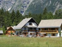  Apartments Alpik at Lake Bohinj