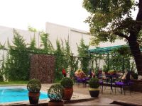  Purple Tree Bed & Breakfast