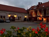  A PROPOS Hotel, Restauracja, Club