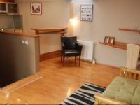  Car Royal Apartments