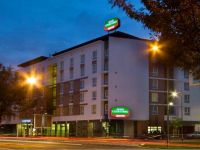  Courtyard by Marriott Paris Saint-Denis 