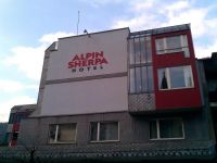  Alpin Sherpa Hotel