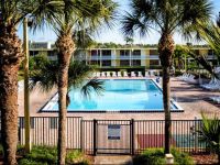  Seralago Hotel & Suites Main Gate East