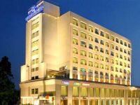  Grand Sarovar Premiere