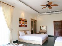  Phoenix Lakeside Pool Villas