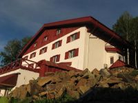  33 Medvedya club hotel