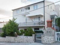  Apartments And Rooms SB