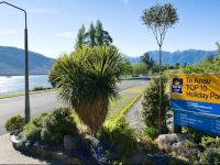  Te Anau Top 10 Holiday Park