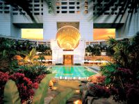  Ritz Carlton Millenia Singapore