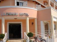  La Sirena Apartments