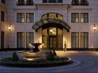  Waldorf Astoria Chicago