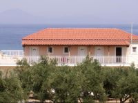  Kastro Beach Hotel