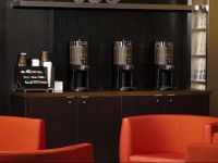  Courtyard Milwaukee Airport