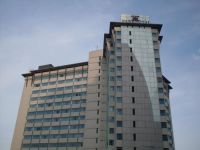  Parkroyal on Kitchener Road