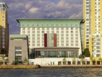  Four Seasons Hotel London at Canary Wharf