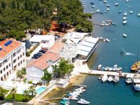  Ribarska Koliba Resort