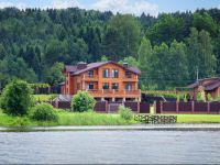  VIP Raubichi Holiday Home