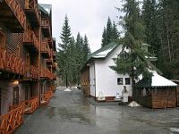  ZimaSnow Ski & Spa Club