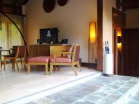  Constance Ephelia Resort