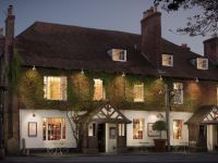  The Leicester Arms Hotel