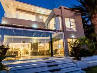  Camps Bay Luxury Villa