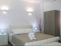  Blue & White Studios