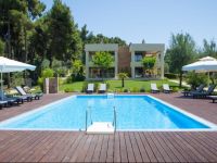  Polyastron Place Hotel