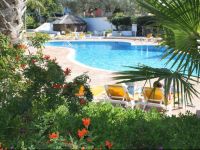  Alto Club Apartments