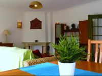  Apartment with Garden by the Sea