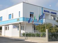  Hotel Airone