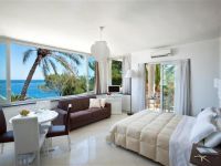  Villa Oasis Residence