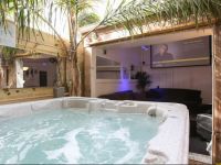  Fleur De Lis Mansion