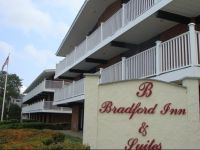  Bradford Inn And Suites
