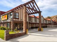  Super 8 Santa Clarita