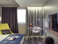  Mercure Paris Val de Fontenay