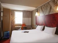  ibis Paris Porte de Clichy Centre