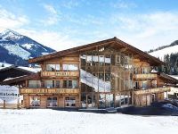  Art and Ski-in Hotel Hinterhag