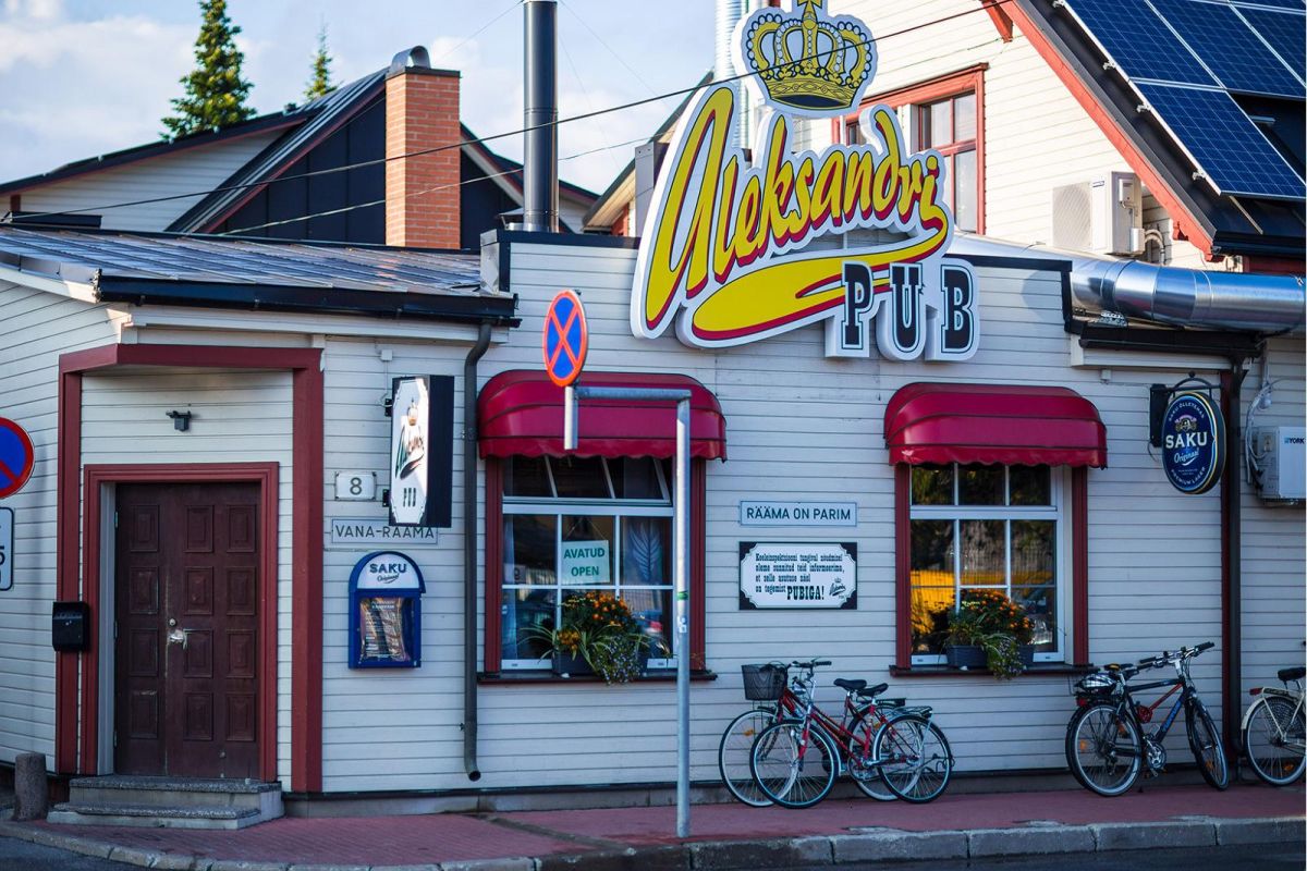 Паб Aleksandri