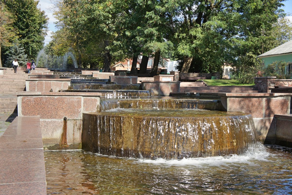 Каскадный фонтан на Старом бульваре
